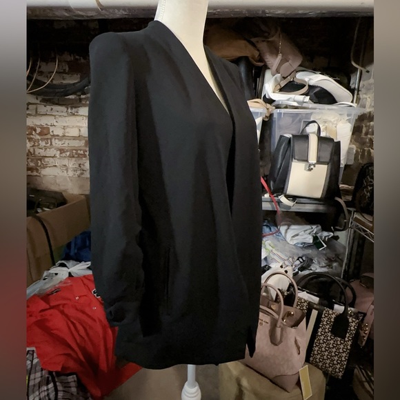 philosophy REPUBLIC CLOTHING black silky jacket long pleated sleeve retail$88 - Picture 6 of 9